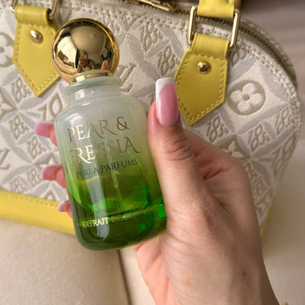Pear &amp; Freesia